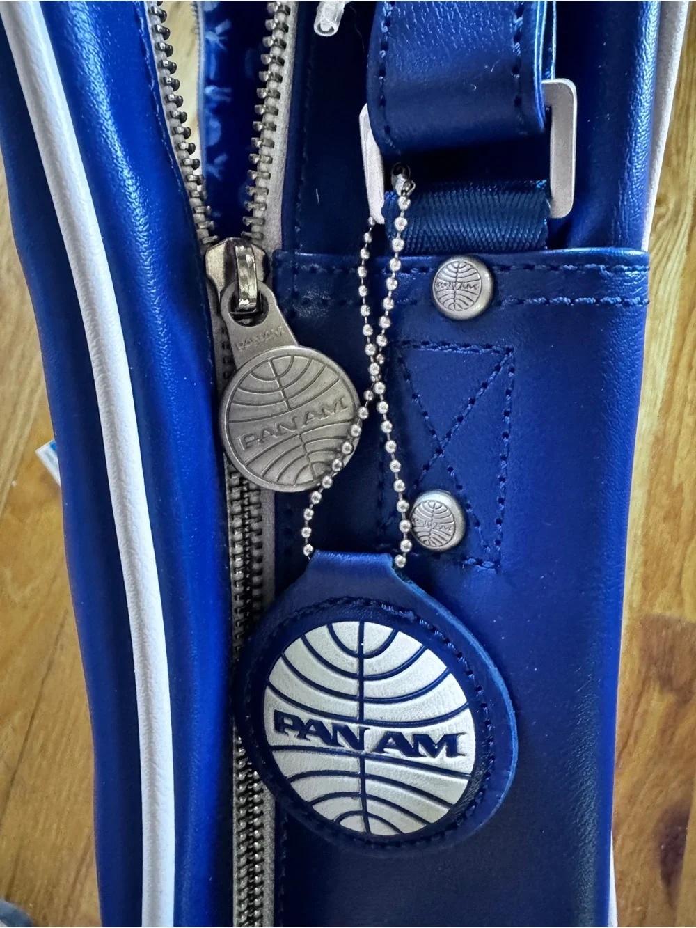 Pan Am “innovator” Retro Blue Logo Travel Bag certified vintage style by Pan Am
